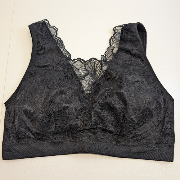 Breezies Seamless Set of (2) Lace Cami Bras with Removeable Pads Size 1X NWOT - Picture 3 of 8